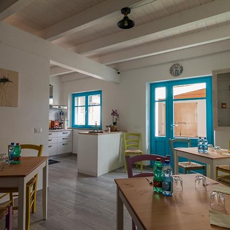 La Vecchia Dimora Bed & Breakfast Marrubiu Exterior photo