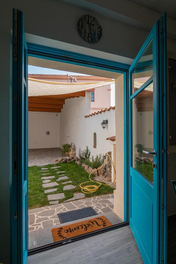 La Vecchia Dimora Bed & Breakfast Marrubiu Exterior photo